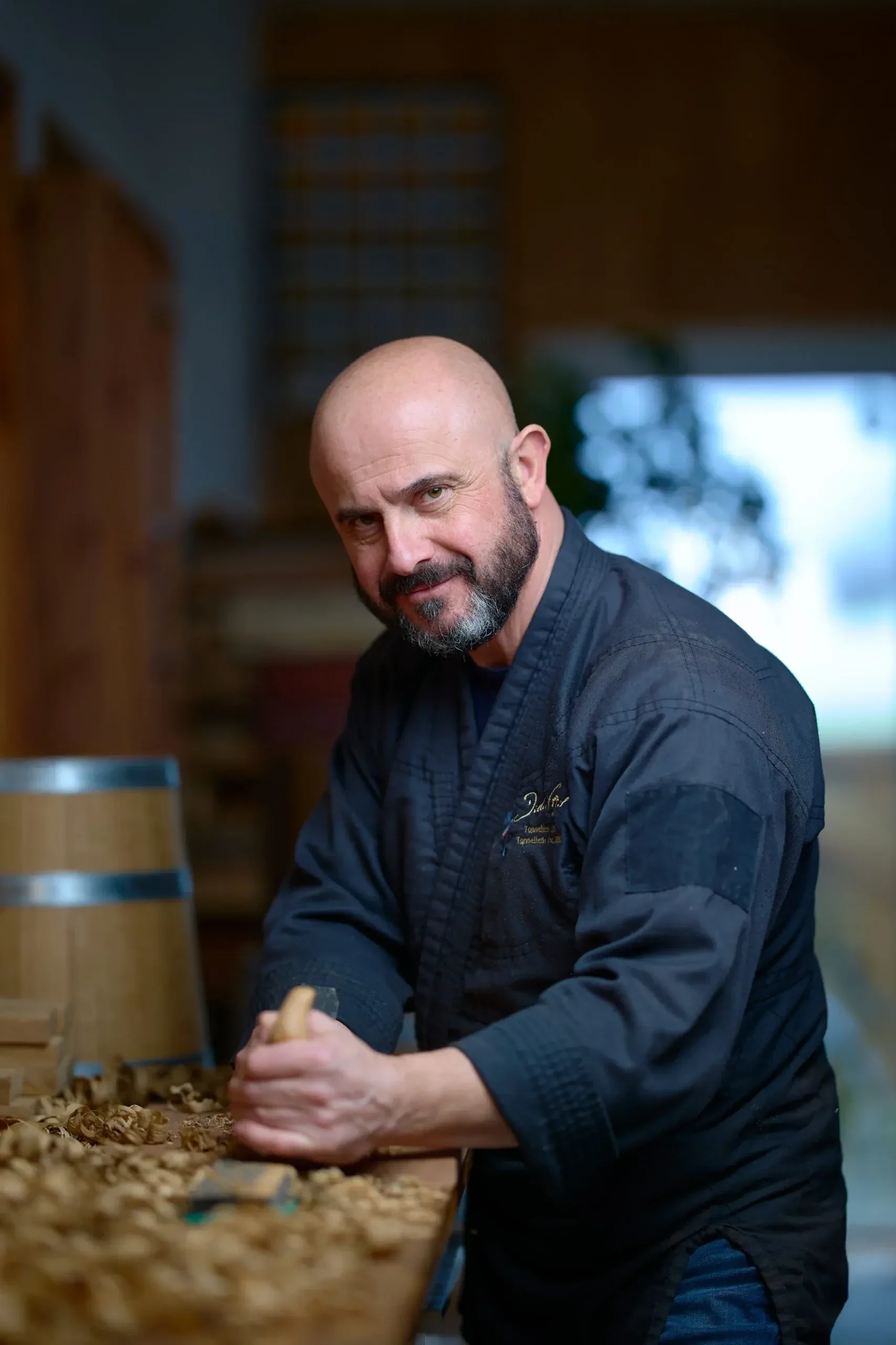 Portrait d'artisan et métier du bois - tonnellerie d'art
