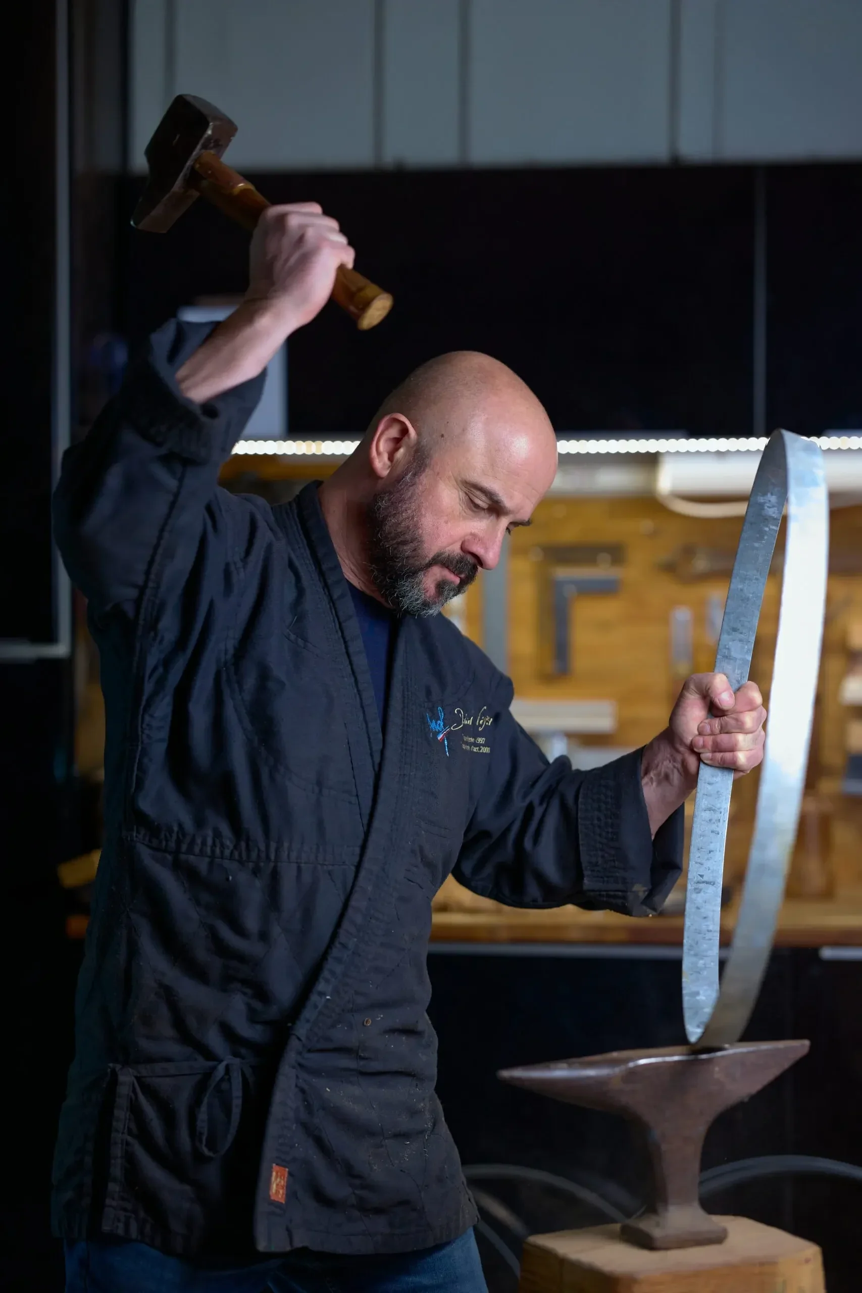 Portrait d'artisan et métier du bois - tonnellerie d'art