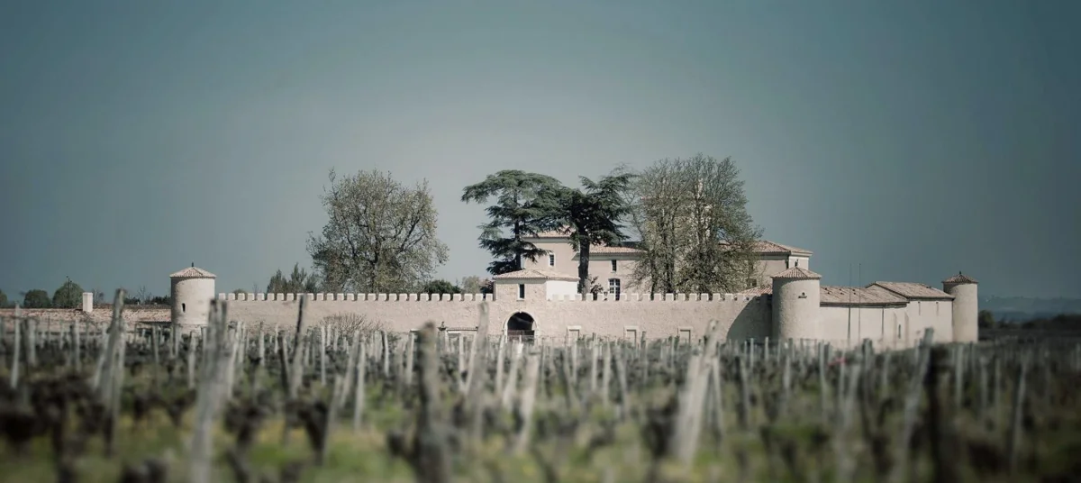 Estate amid the vineyards: Château Lafaurie-Peyraguey