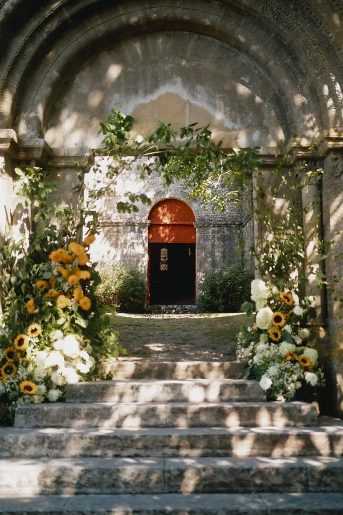 Floral design shown by Carmin Mariage