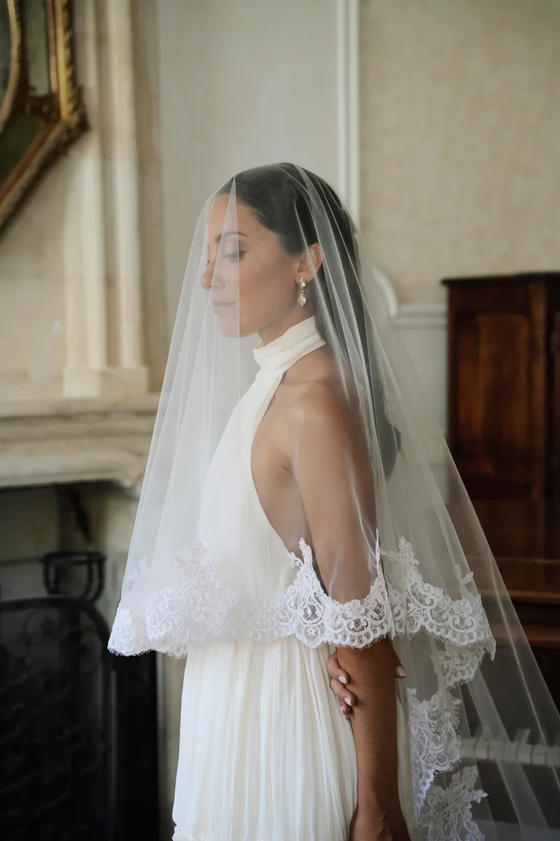 Wedding gown and veil: Mahé Atelier