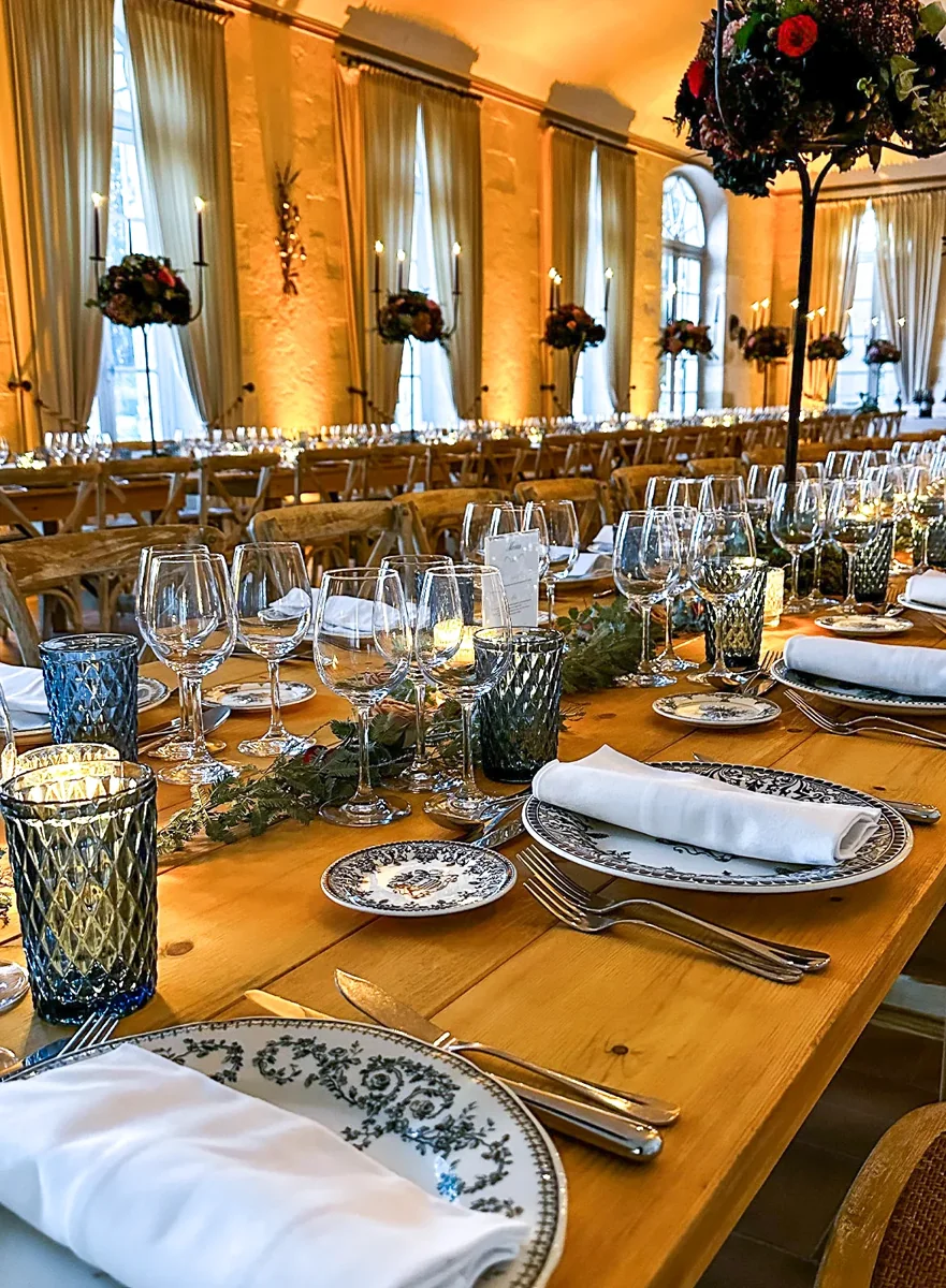 Reception table: Maison Dulou
