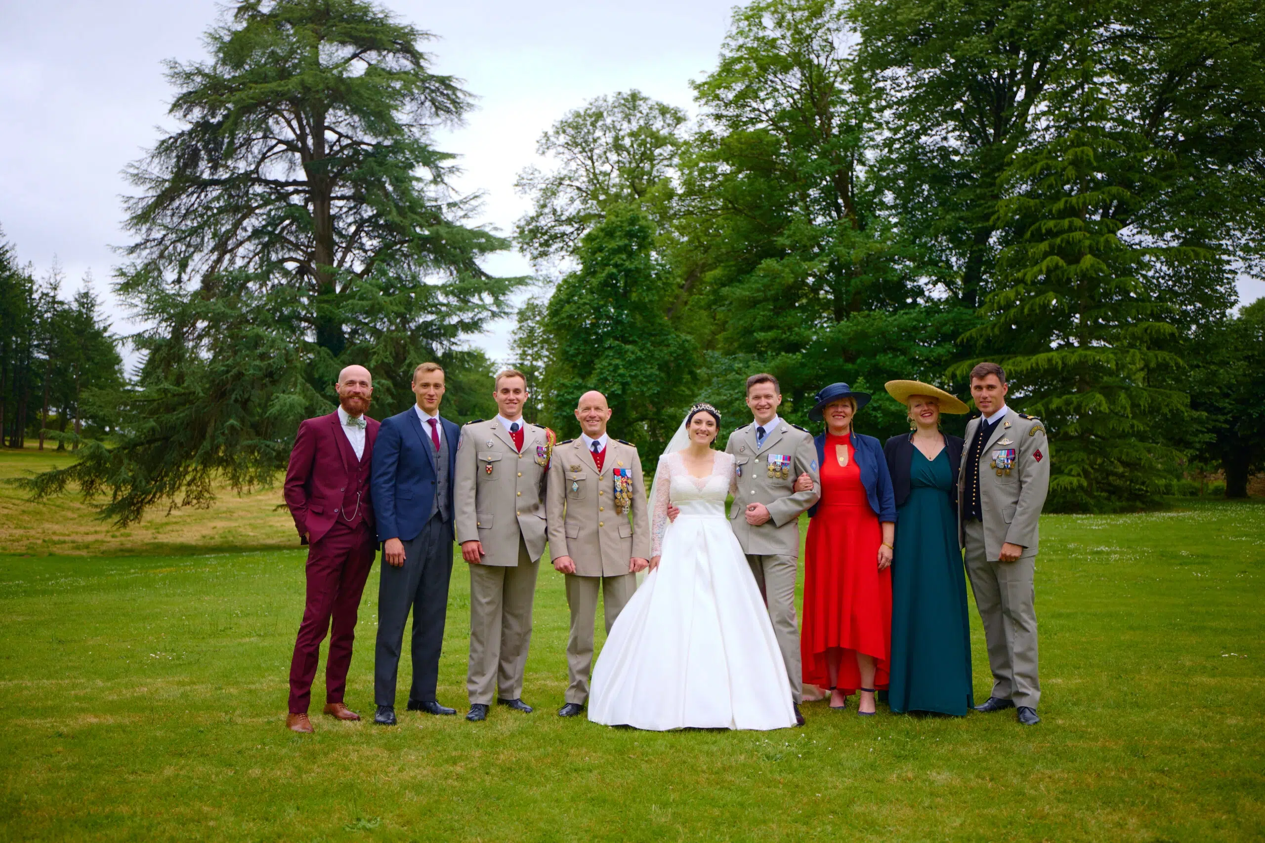 The festive mood of the wedding dinner