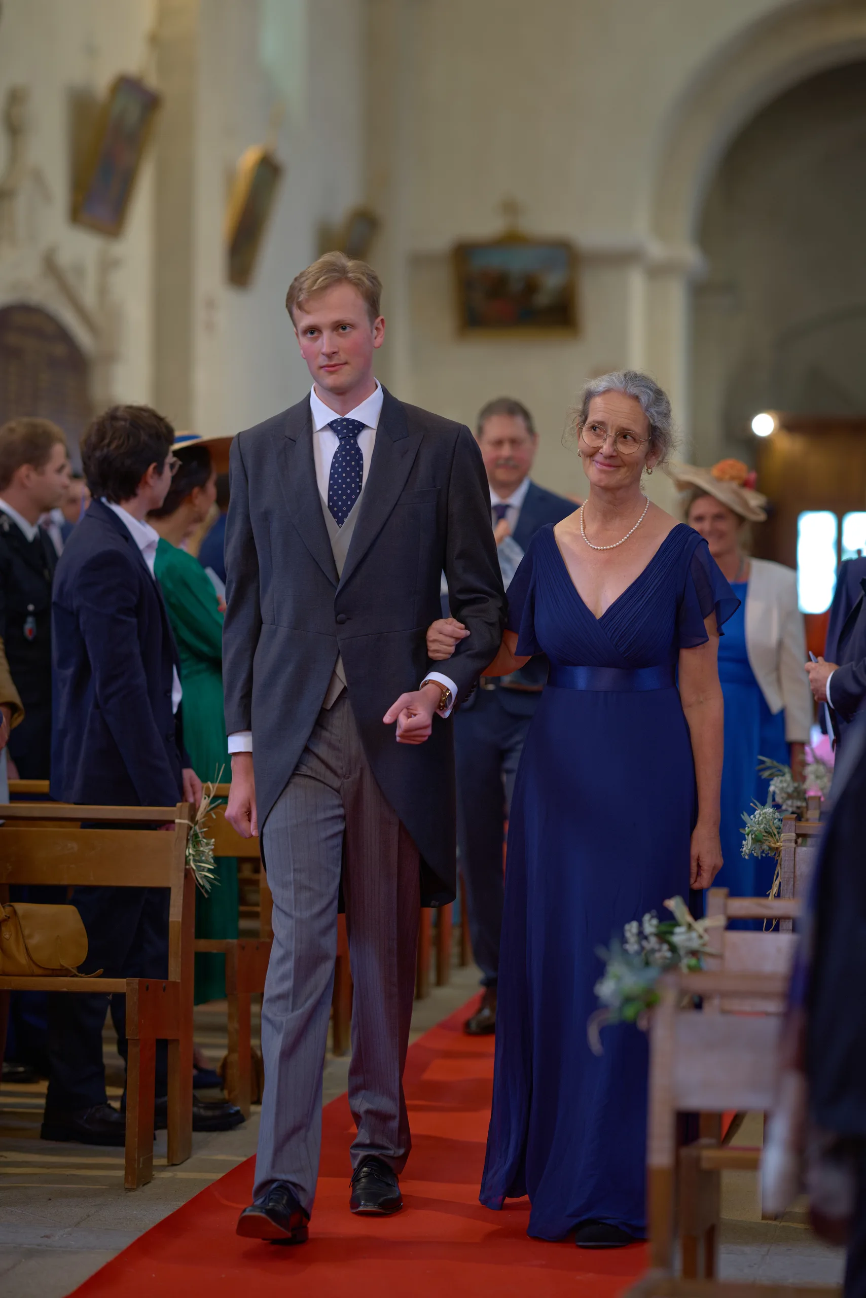 Jade and Luc’s ceremony at Saint-Georges church in Mussidan