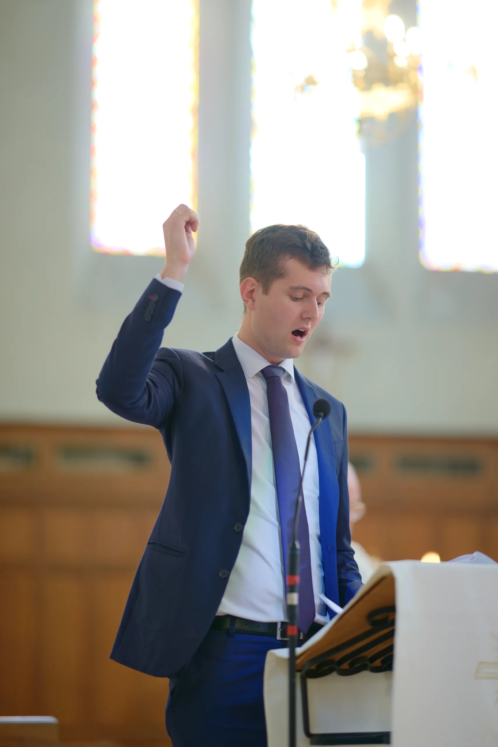 Jade and Luc’s ceremony at Saint-Georges church in Mussidan