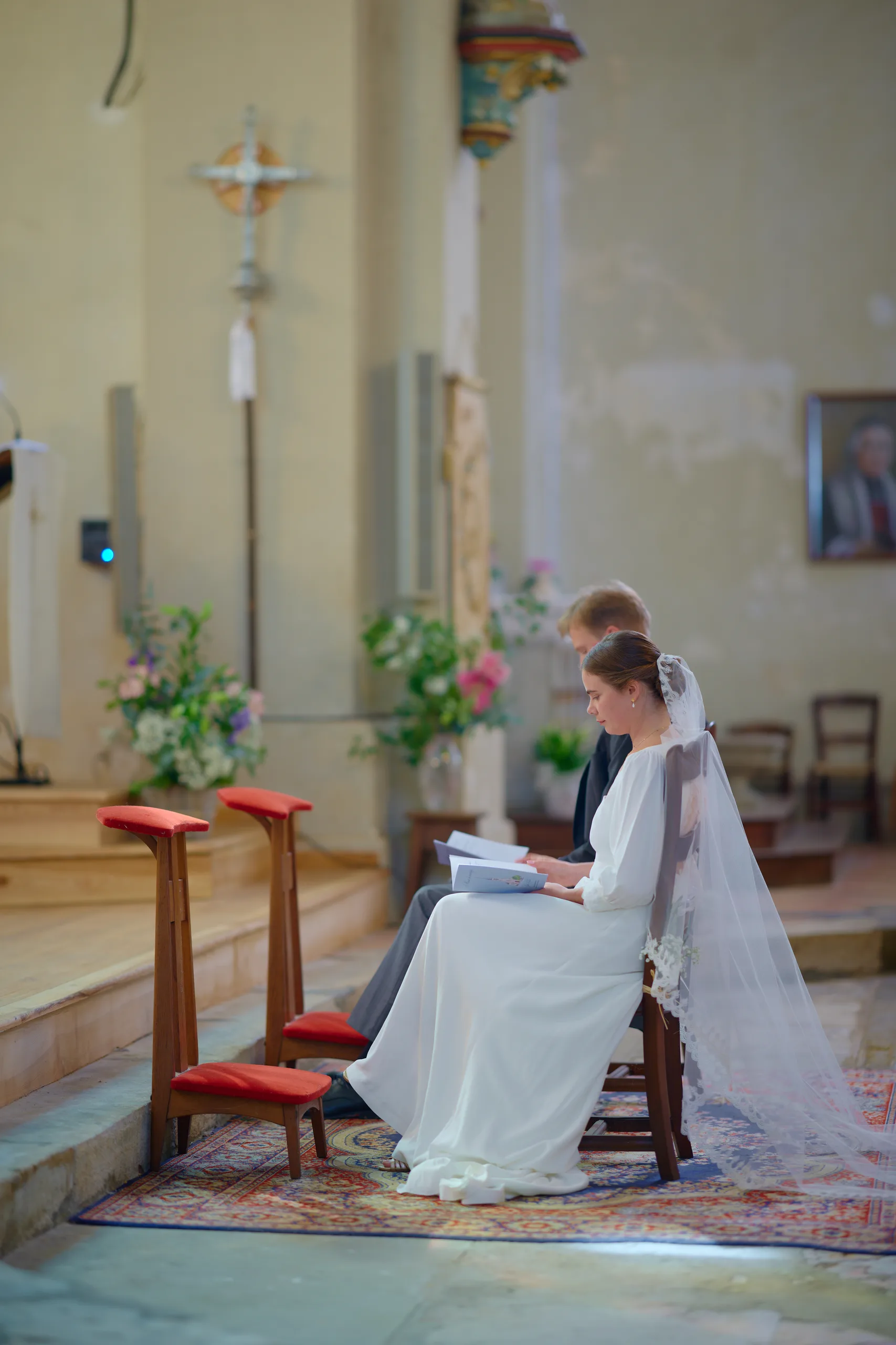 Jade and Luc’s ceremony at Saint-Georges church in Mussidan