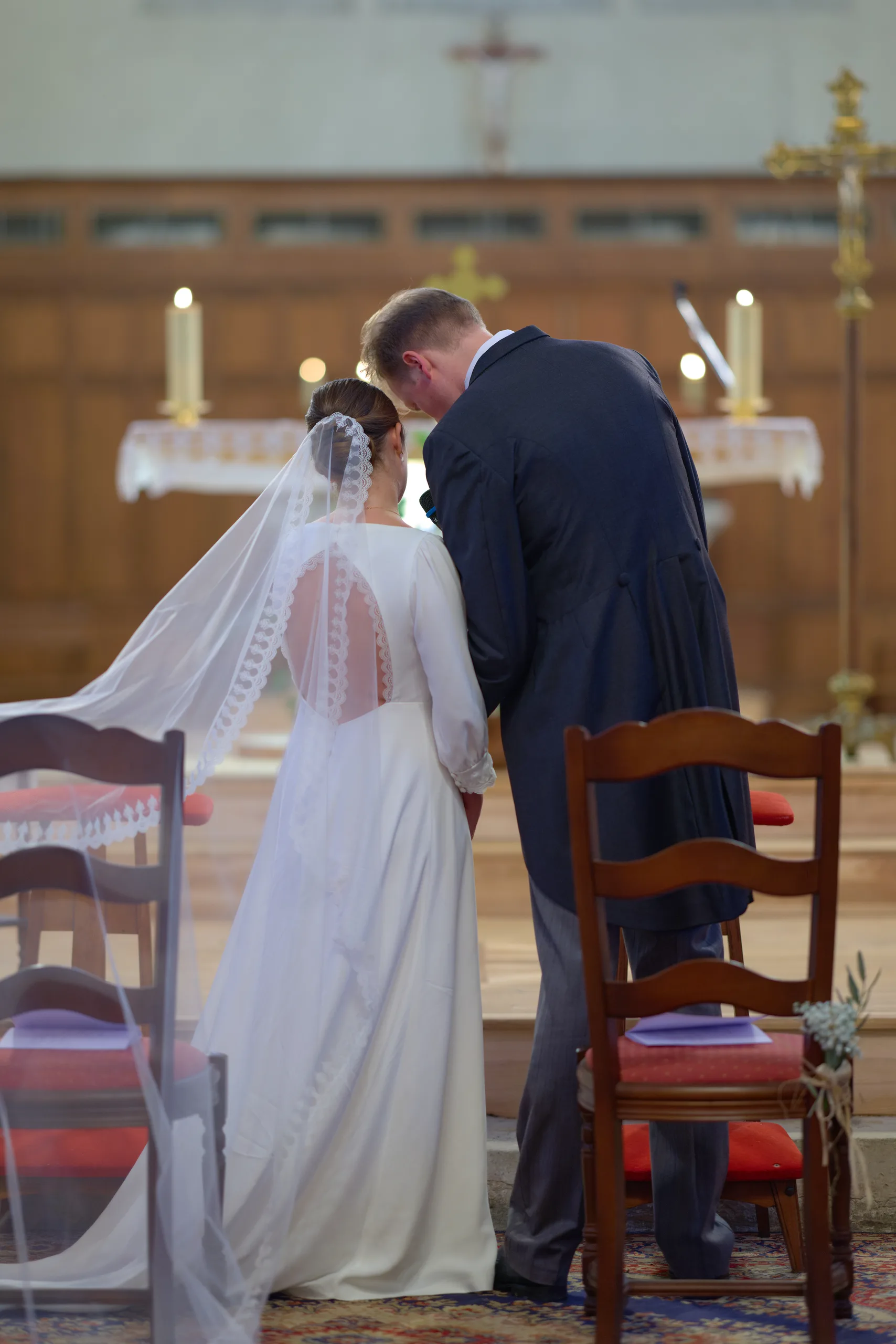 Jade and Luc’s ceremony at Saint-Georges church in Mussidan