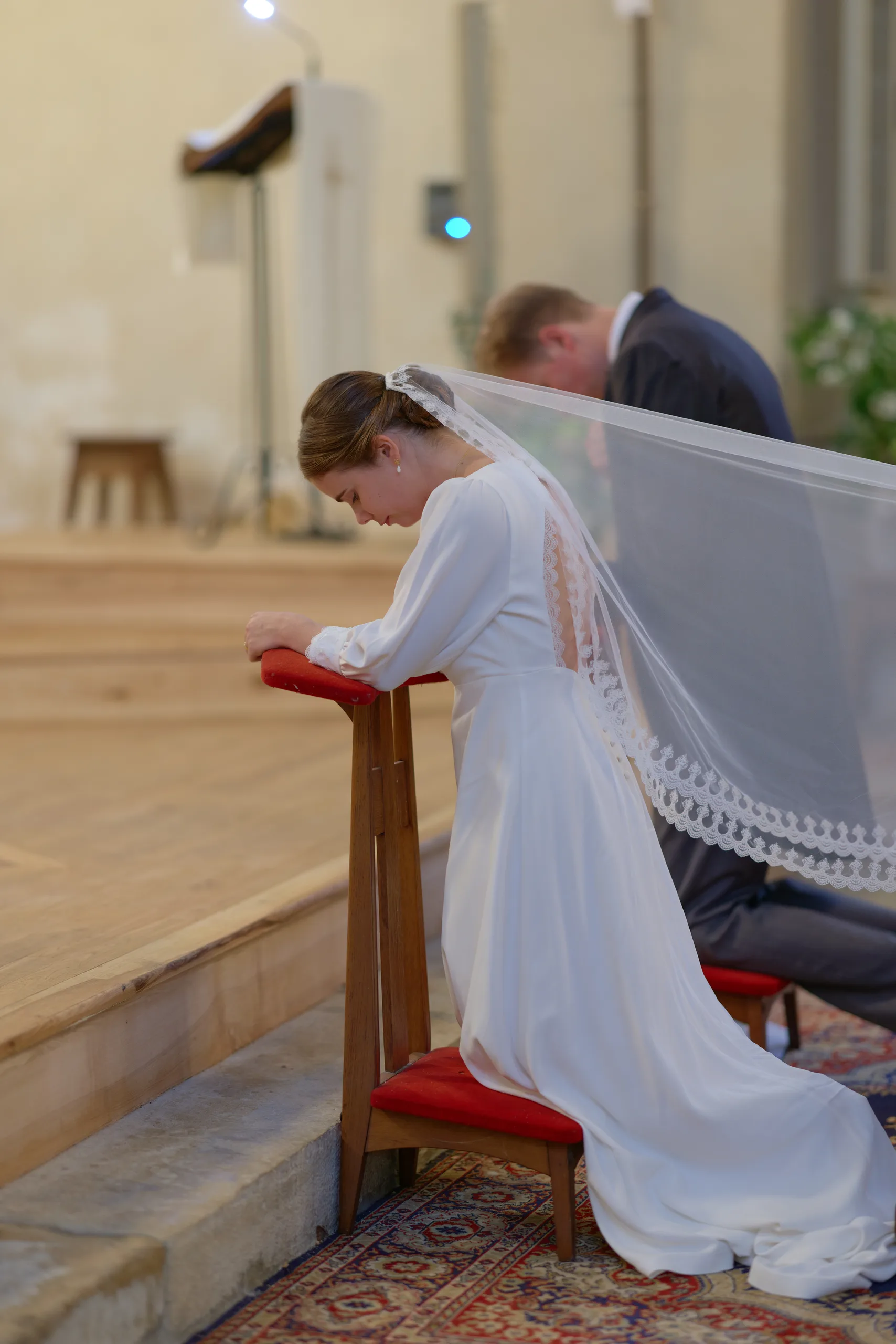Jade and Luc’s ceremony at Saint-Georges church in Mussidan