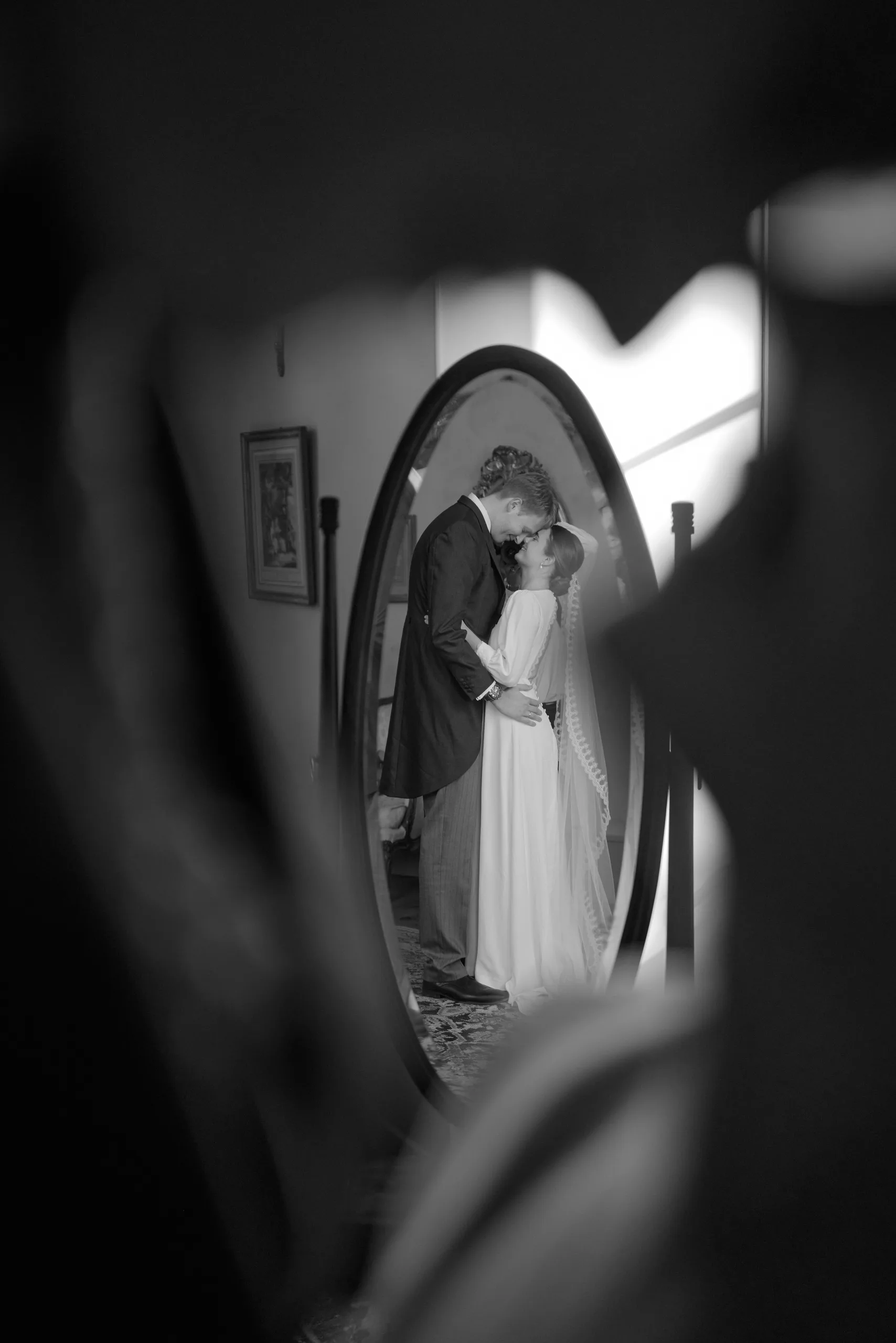 Jade and Luc’s couple portraits at Château de la Blérétie
