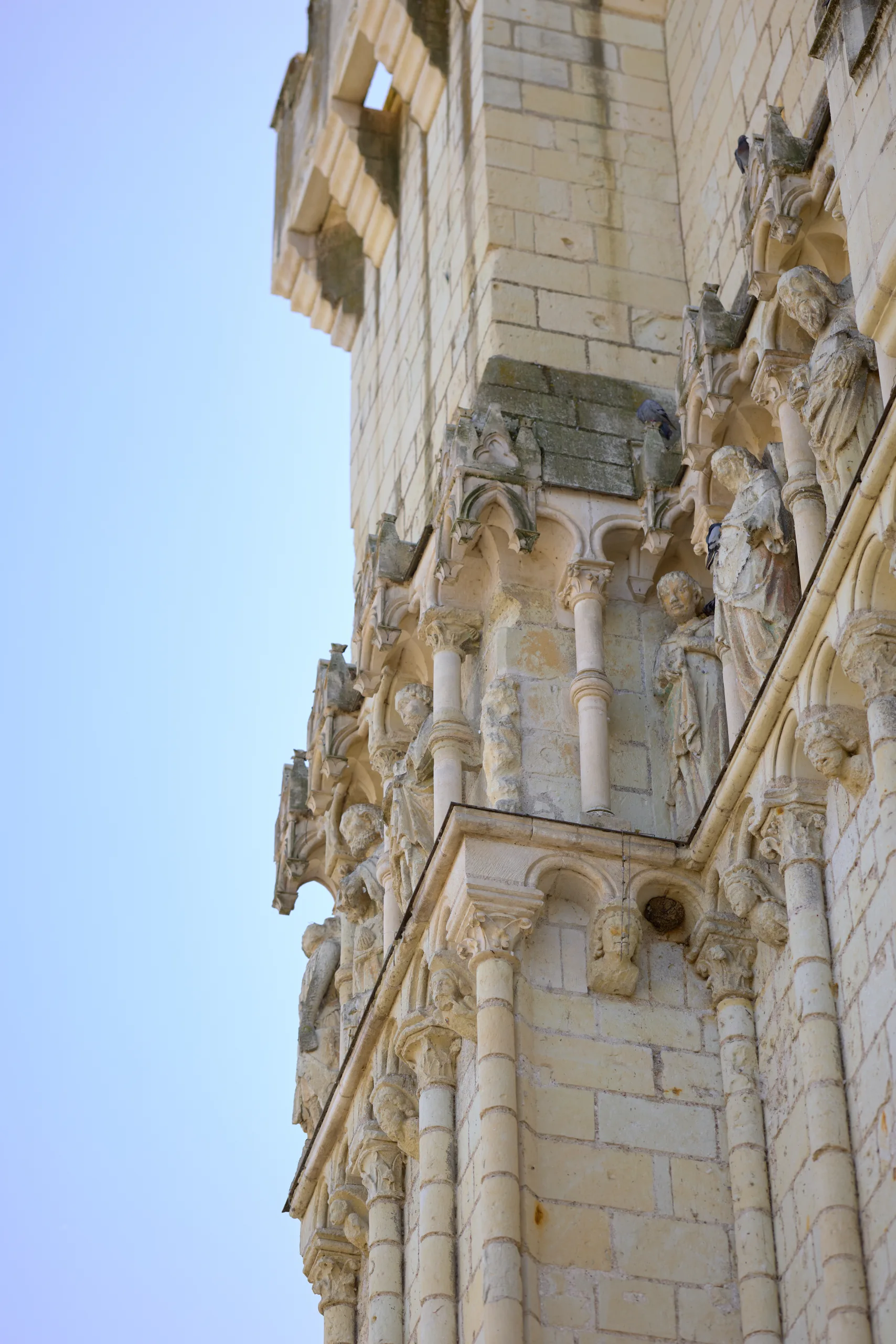 Détail de la façade en pierre du château
