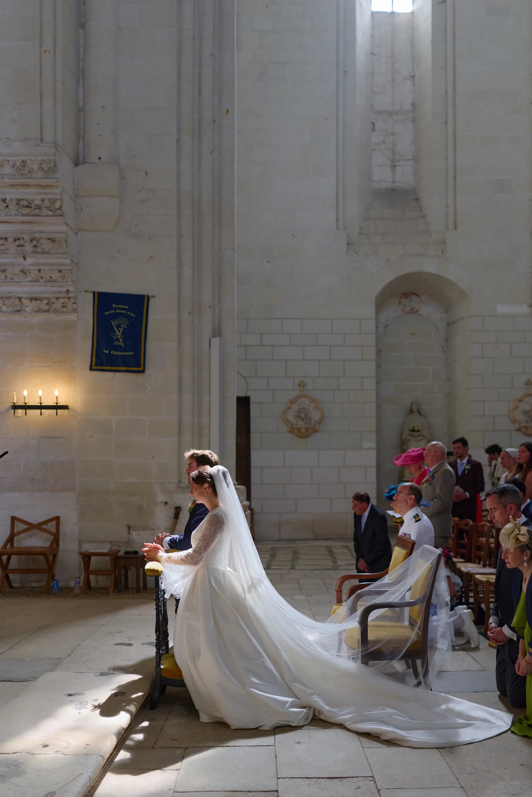 Vue d’ensemble de la cérémonie dans l’église