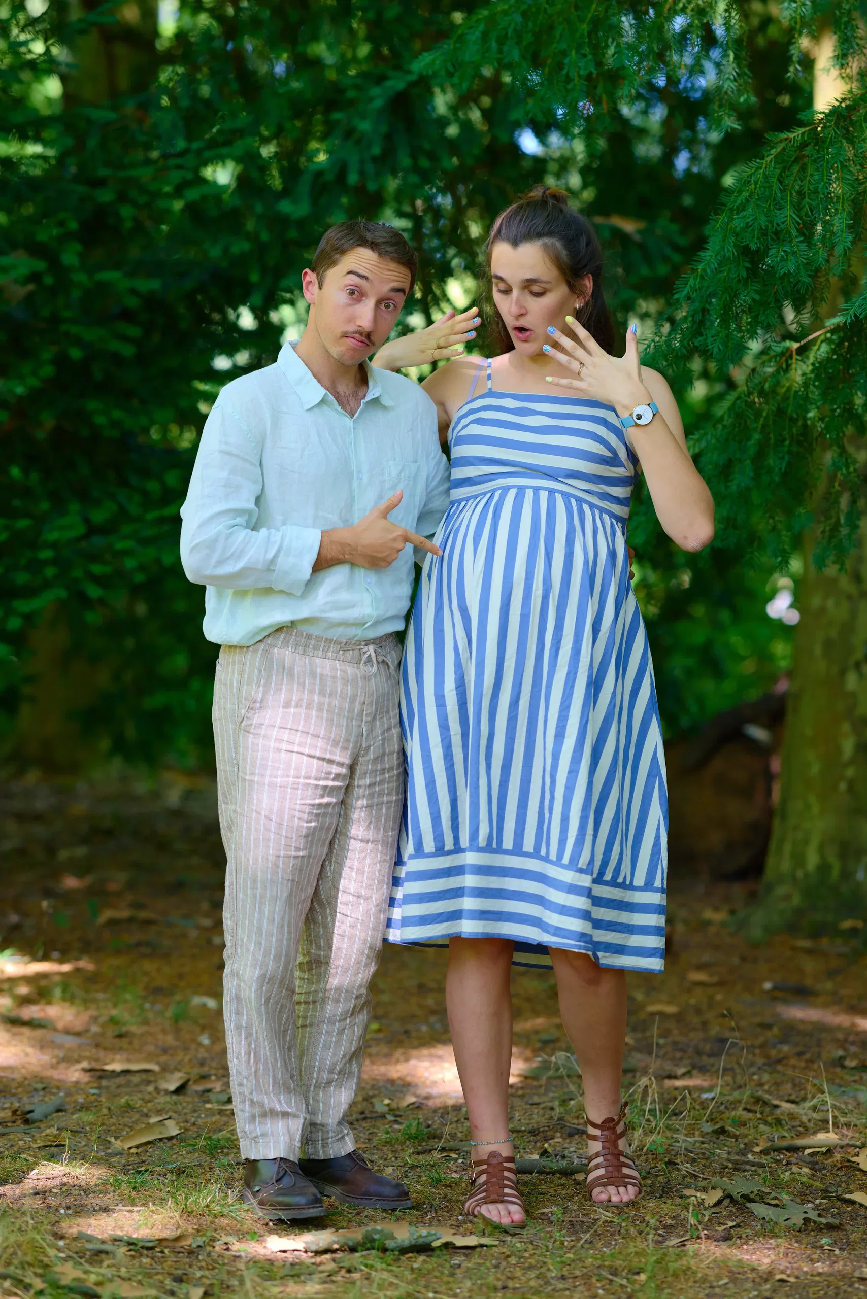 Kerever maternity session - side profile portrait
